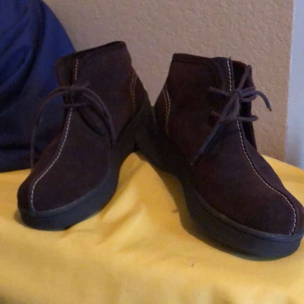 Ankle boots lower east side. Chocolate brown suede.